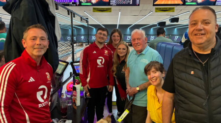 Swindon Town FC Community Foundation Enjoy Successful Evening at Swindon BATs Bowling Tournament