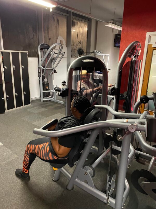 Kiss-gym-1