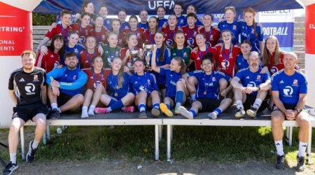 Swindon Town Bring Three Trophies Back From Barcelona!